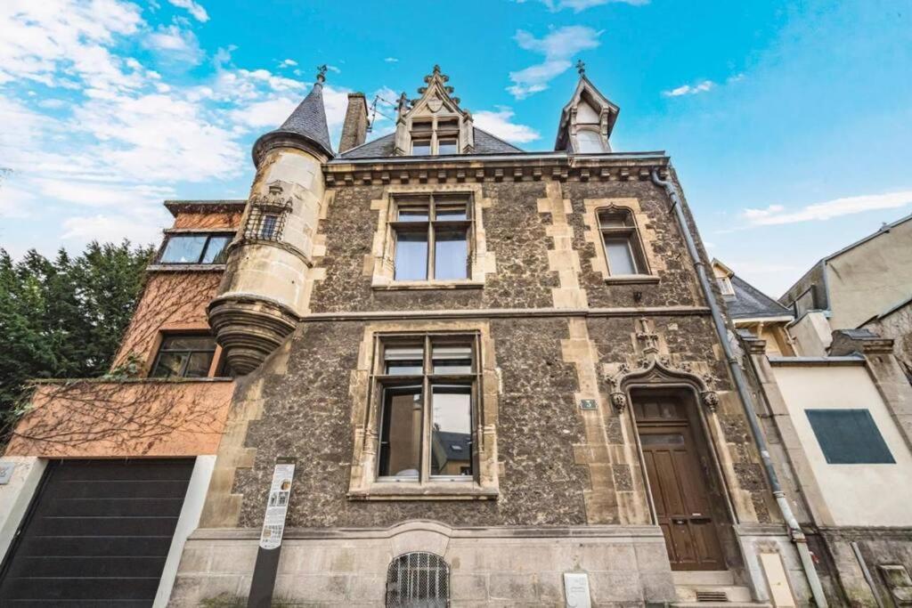 Appartement Bulle, Vue Cathedrale Incroyable à Reims Extérieur photo